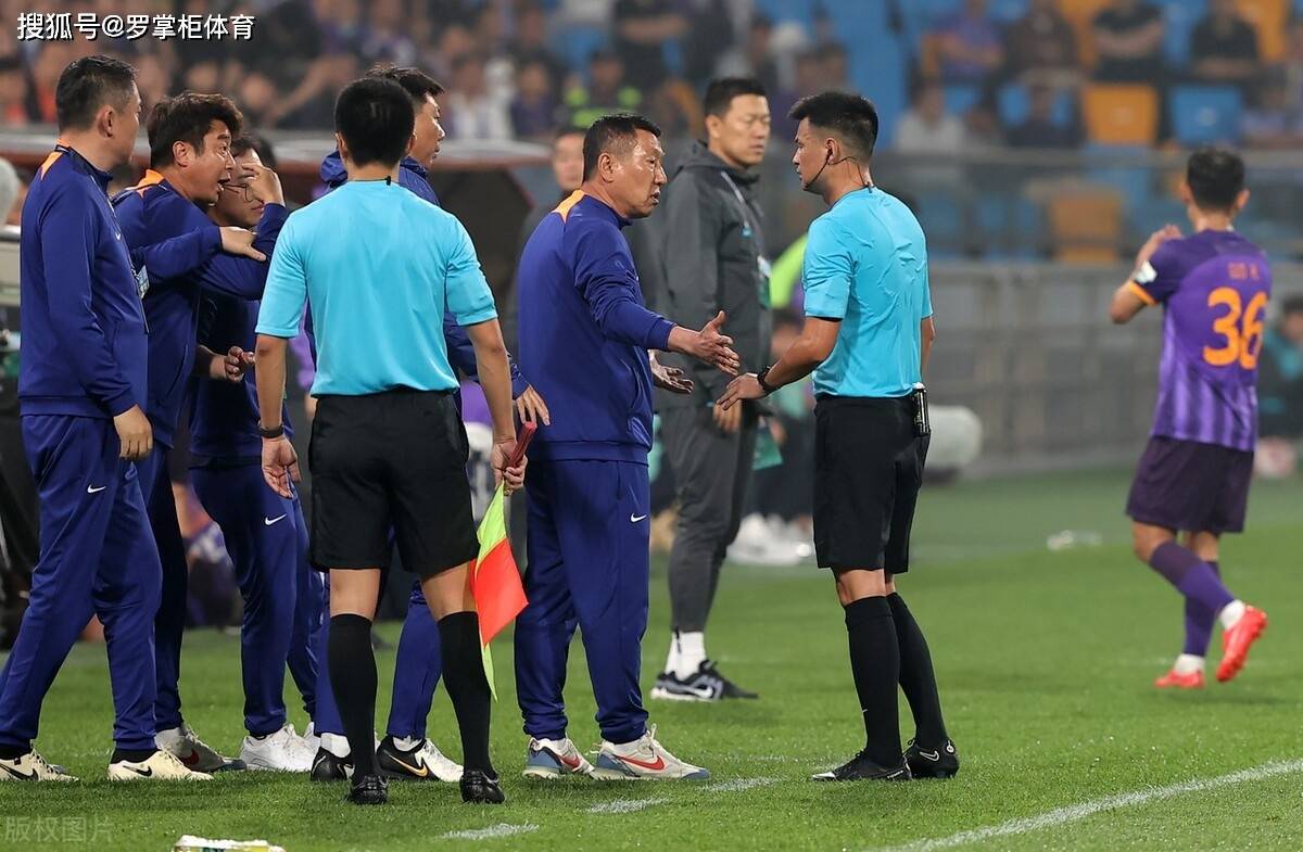恒大公布新外援曝名单：全方位补强锋线华裔门将加盟